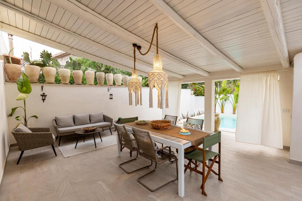 Villa Delle Palme Con Piscina Privata 산타 마리아 델 포칼로 외부 사진